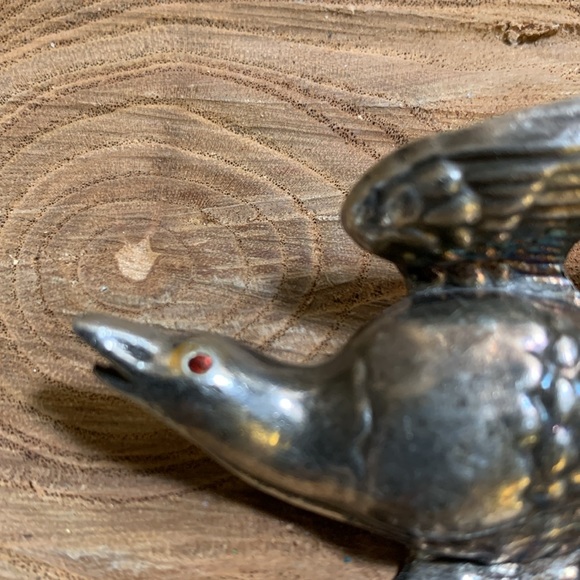 Big Metal Bird Pin. Brooch - Picture 2 of 6